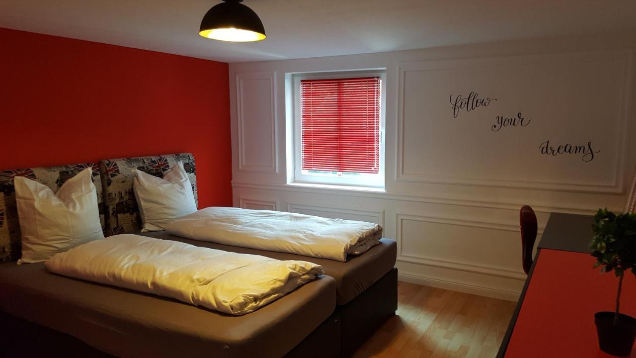 London Apartments Rheineck Esterno foto